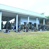 Wujudkan Prajurit yang Profesional dan Siaga, Lanud Sjamsudin Noor Gelar Latihan Menembak TW I Tahun 2026