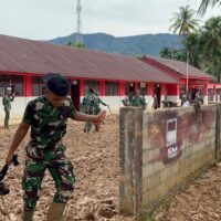 TNI AD Pulihkan Sekolah Terdampak Bencana di Tapanuli Tengah, Siswa Kembali Belajar dengan Aman