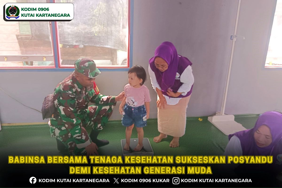 Babinsa Bersama Tenaga Kesehatan Sukseskan Posyandu Demi Kesehatan Generasi Muda