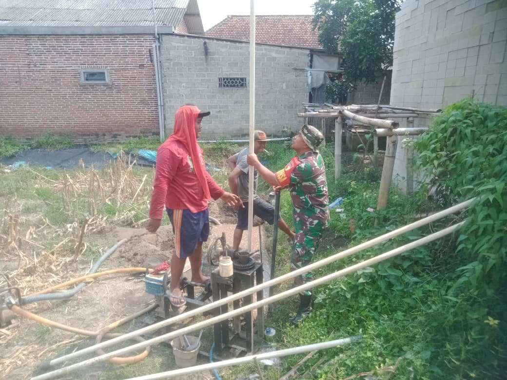 Dukung Ketahanan Pangan, Babinsa Aktif Dampingi Petani Desa Binaan Dukung Ketahanan Pangan, Babinsa Aktif Dampingi Petani Desa Binaan