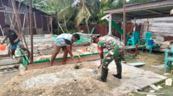 Humanis dan Sigap, Babinsa Kodim 1505/Tidore Bantu Warga Meski di Tengah Puasa