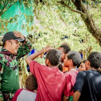 Koops TNI Papua Berbagi Kasih di Panti Asuhan Santa Susana Mimika