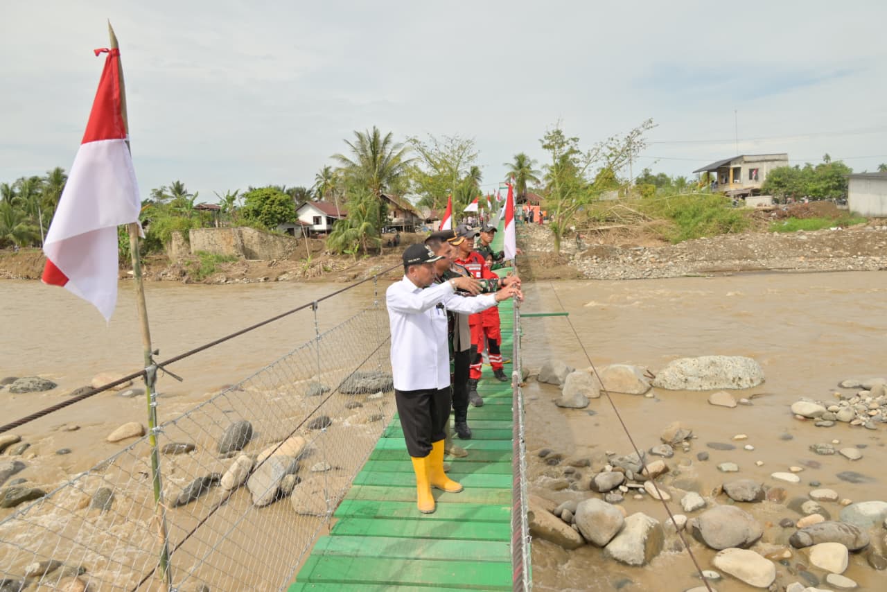 Kasad Launching 11 Jembatan Gantung di Aceh, Bagian dari 218 Jembatan yang Rampung Dibangun TNI