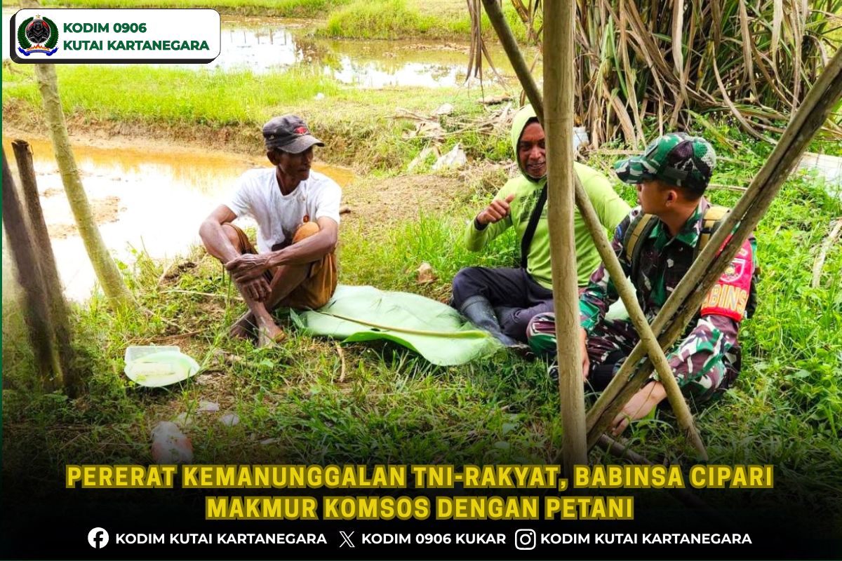 Pererat Kemanunggalan TNI-Rakyat, Babinsa Cipari Makmur Komsos dengan Petani Pererat Kemanunggalan TNI-Rakyat, Babinsa Cipari Makmur Komsos dengan Petani