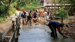 Pengecoran Jalan Jembatan Perintis Garuda Capai Progres Signifikan, TNI dan Warga Terus Bersinergi