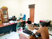 Babinsa Komsos Tingkatkan Kerjasama Bersama Perangkat Kelurahan Penajam