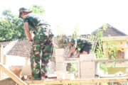 Sinergi TNI AD dan Marinir TNI AL, TMMD ke-128 Kodim 0820/Probolinggo Libatkan Yonarhanud 2 Marinir Surabaya Dalam pembangunan RTLH