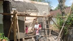 Program TMMD ke-128 Kodim Probolinggo Bangun RTLH Milik Warga di Dusun Klagin, Brabe