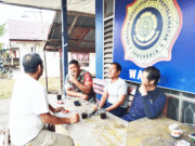 Melalui Komsos, Babinsa Waru Jalin Dan Pererat Tali Persaudaraan Bersama Warganya