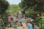 Sinergi TNI dan Rakyat, Pemasangan Bronjong Jembatan TMMD Ke-128 di Gunung Telihan Dikebut