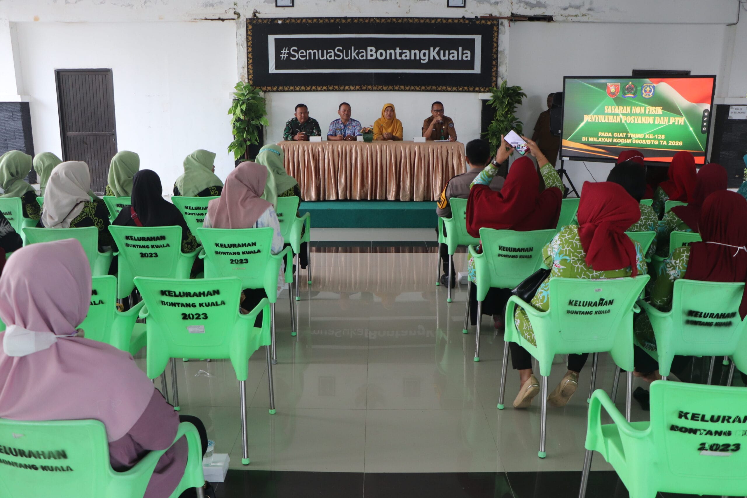 Dalam rangka TMMD Ke-128 Kodim 0908/Bontang Gelar Penyuluhan Posyandu dan PTM sebagai Sasaran Non Fisik