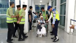 Lanud Sjamsudin Noor Hadir di Tengah Jamaah, Mengawal Keberangkatan Haji dengan Sepenuh Hati