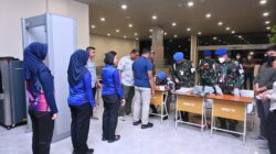 Cegah Penyalahgunaan Narkoba dan LGBT, Lanud Sultan Hasanuddin Gelar Apel Malam dan Tes Urine Prajurit Bujangan