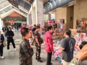 Kasdim 0913/PPU Bersama Instansi Terkait Inspeksi Dadakan (Sidak) pasar dan distributor Harga