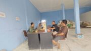 Bangun Komunikasi Dengan Mitra Karib Babinsa Sidorejo Komsos di Wilayah Binaan Bangun Komunikasi Dengan Mitra Karib Babinsa Sidorejo Komsos di Wilayah Binaan