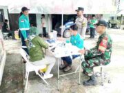 Peduli Kesehatan Warga, Babinsa Gn Steleng Kawal Bhakti Kesesehatan