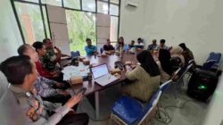 Babinsa Kel Sepaku Serma Harsono Hadiri Rapat Di Wilayah Binaan
