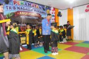 Kodim 1714/PJ dan Ibu Persit Hadiri Penyerahan Serta Penamatan Siswa TK B Nagalo Marannu Angkatan XII Tahun Pelajaran 2025/2026