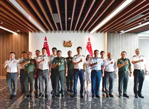 Asintel Panglima TNI Perkuat Kerja Sama Intelijen Indonesia-Singapura Melalui Pertemuan Ke-24 ISJIC Asintel Panglima TNI Perkuat Kerja Sama Intelijen Indonesia-Singapura Melalui Pertemuan Ke-24 ISJIC