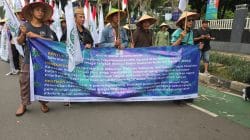 Massa KNARA Sempat Bergerak ke Kemenpora, Sementara Rombongan Utama Bertahan di TVRI