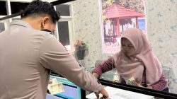 Cerita Warga di Tuban: Niat Lewat, Malah Terbantu Urusan SIM STNK dan BPKB oleh Polantas Tuban