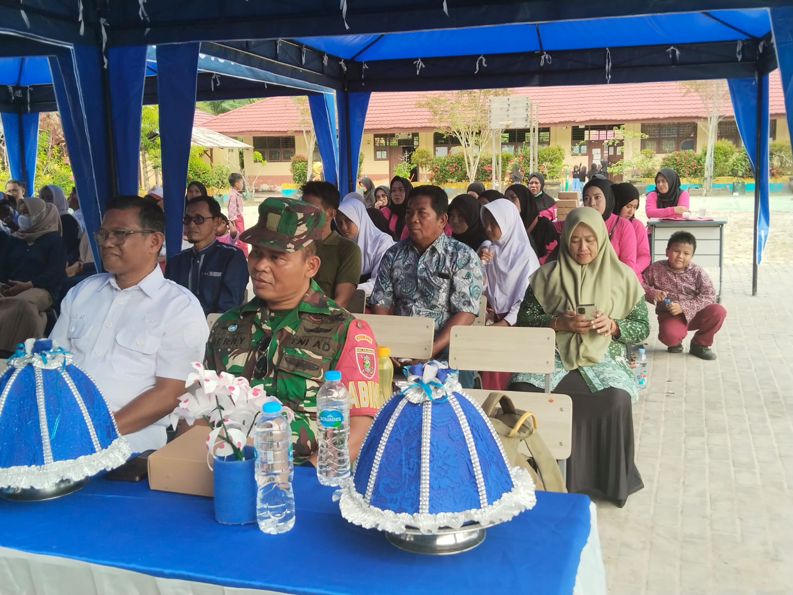 Babinsa Tanjung T Hadiri Pelepasan Siswa Siswi SDN 018 Penajam Babinsa Tanjung T Hadiri Pelepasan Siswa Siswi SDN 018 Penajam