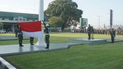 Khidmat, Korem 091/ASN Laksanakan Upacara Bendera Rutin Guna Memelihara Kedisiplinan Prajurit