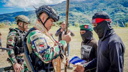 Delapan OPM Kodap XV/NK Memilih Jalan Damai, Kiwirok Menorehkan Harapan Baru untuk Masa Depan Papua