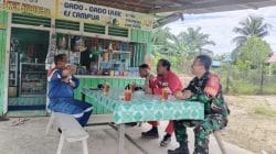 Manfaat Warung Kopi, Babinsa Sidorejo Komsos Dengan Warga Binaan