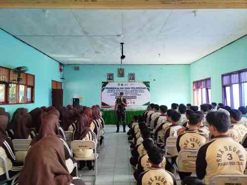 Siapkan Siswa Siswi Mental Baja, Babinsa Koramil Babulu Berikan Pelatihan Bintalsik