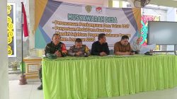 Kawal Pembangunan Desa,Babinsa Girimukti Hadiri Musdes
