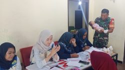 Cegah Stunting Sejak Dini, Babinsa Sertu Yhoni Dampingi Kegiatan Posyandu Di Dusun Gangsri Cegah Stunting Sejak Dini, Babinsa Sertu Yhoni Dampingi Kegiatan Posyandu Di Dusun Gangsri