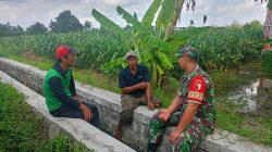 Serap Aspirasi Petani, Sertu Yudhi Rimba Gelar Komsos Ketahanan Pangan Bersama Poktan Kembang Kuning