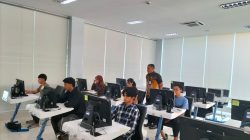 Banyak Warga Tuban Baru Tahu, Polantas Tuban Hadirkan Layanan SIM, STNK, dan BPKB di Tengah Kota Banyak Warga Tuban Baru Tahu, Polantas Tuban Hadirkan Layanan SIM, STNK, dan BPKB di Tengah Kota