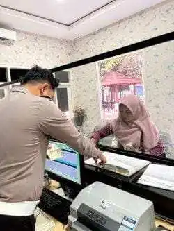 Program Polantas Tuban Menyapa Tuai Respons Positif, Warga Mudah Konsultasi SIM, STNK dan BPKB