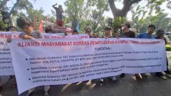 Aksi Damai di Balai Kota, Massa Desak Pemprov DKI Hormati Putusan Pengadilan