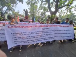 Aksi Damai di Balai Kota, Massa Desak Pemprov DKI Hormati Putusan Pengadilan