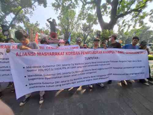 Aksi Damai di Balai Kota, Massa Desak Pemprov DKI Hormati Putusan Pengadilan Aksi Damai di Balai Kota, Massa Desak Pemprov DKI Hormati Putusan Pengadilan