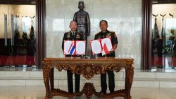 Panglima TNI Perkuat Kerja Sama Strategis dengan Panglima Angkatan Bersenjata Kerajaan Thailand Panglima TNI Perkuat Kerja Sama Strategis dengan Panglima Angkatan Bersenjata Kerajaan Thailand