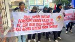 Demo PMPRI di Kejaksaan Agung, Perwakilan Massa Serahkan Aspirasi kepada Petugas