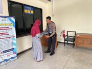 Polantas Tuban Bantu Warga Pahami Prosedur SIM, STNK dan BPKB Lewat Layanan Langsung