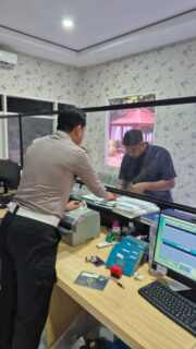 Polantas Tuban Buka Akses Informasi, Warga Kini Lebih Yakin Urus SIM, STNK, dan BPKB