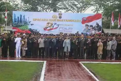 Sambut HUT Bhayangkara Ke-80, Dandim 0913/PPU Hadiri Upacara Parade dan Syukuran