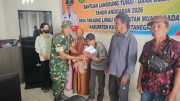 Pastikan Tepat Sasaran, Babinsa Koramil 0908-02/Muara Badak Kawal Penyaluran BLT Dana Desa Pastikan Tepat Sasaran, Babinsa Koramil 0908-02/Muara Badak Kawal Penyaluran BLT Dana Desa