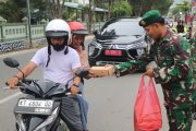 Jum’at Berkah, Kodim 0908/Bontang Wujudkan Kepedulian Melalui Aksi Berbagi