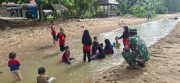 Berlibur Sembari Komsos, Babinsa Tanjung Tengah Pantau Wilayah Binaan