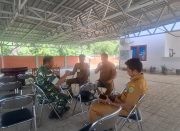Sinergitas Babinsa Tanjung Tengah Laksanakan Komsos dengan Perangkat Kelurahan