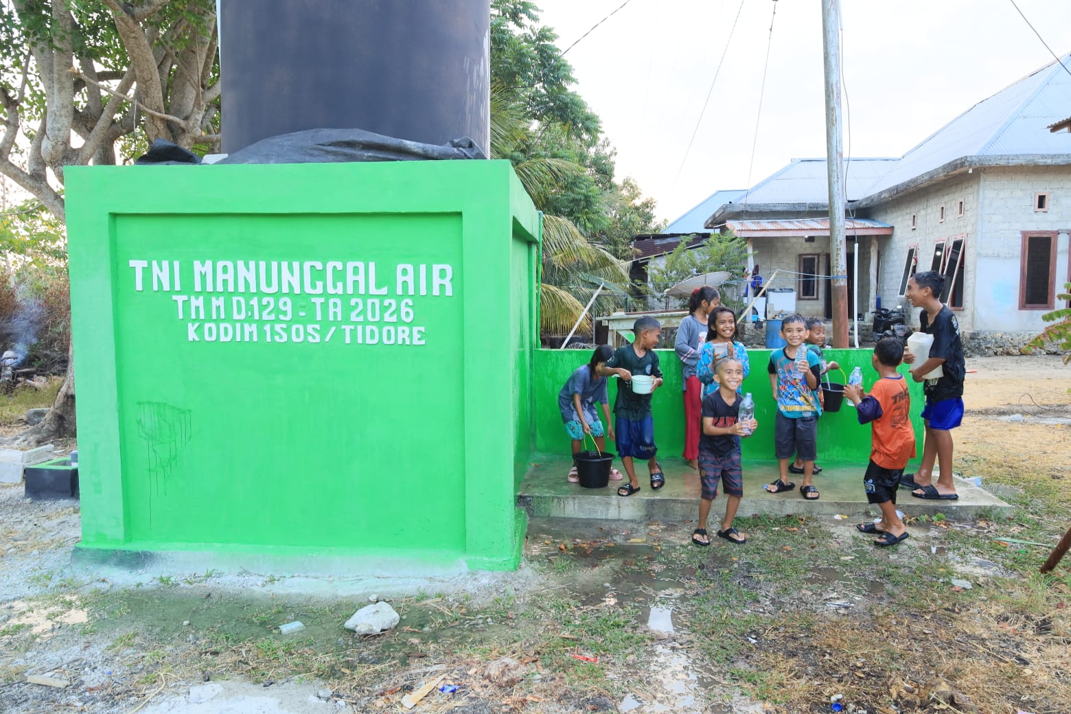 Senyum Anak-Anak di Tengah Air Bersih, Bukti Nyata TMMD Hadir untuk Warga Senyum Anak-Anak di Tengah Air Bersih, Bukti Nyata TMMD Hadir untuk Warga