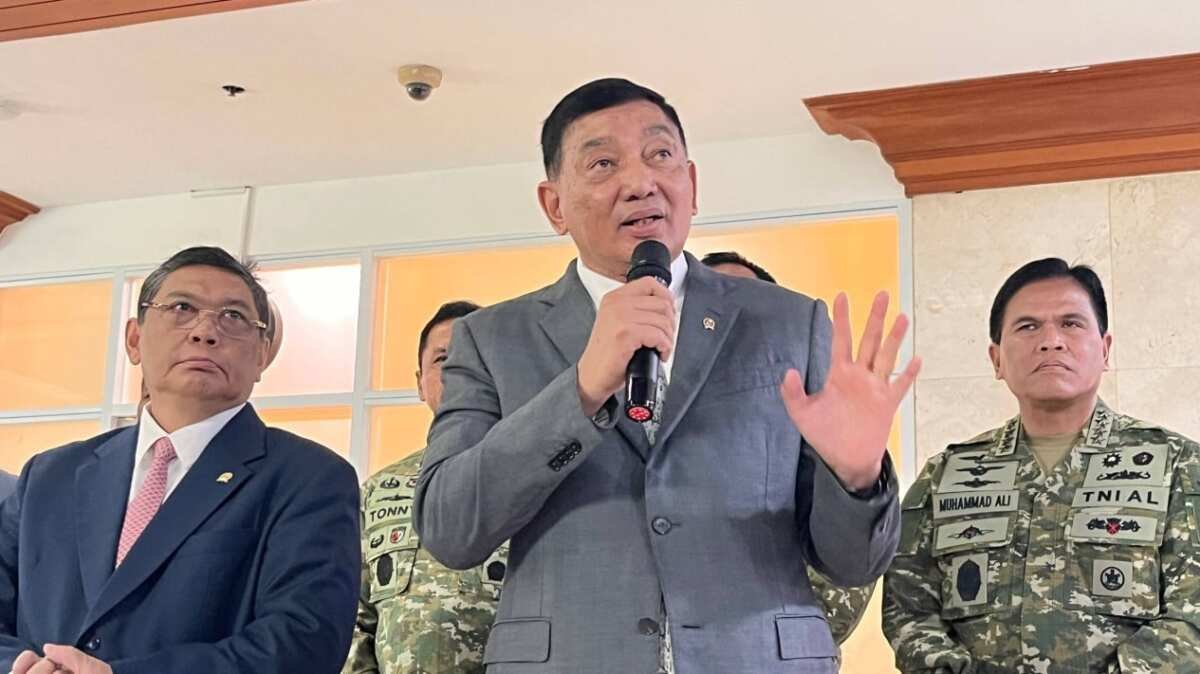 Menhan Sjafrie Sebut Suku Dayak Bakal Dapat Privilege Masuk TNI, Apa Saja?
