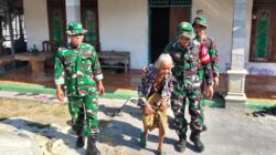 Sentuhan Kasih di Kesongo: Saat Satgas TMMD 129 Bojonegoro Merangkul Mbah Kasidah Menatap Rumah Baru Anak Tercinta Sentuhan Kasih di Kesongo: Saat Satgas TMMD 129 Bojonegoro Merangkul Mbah Kasidah Menatap Rumah Baru Anak Tercinta